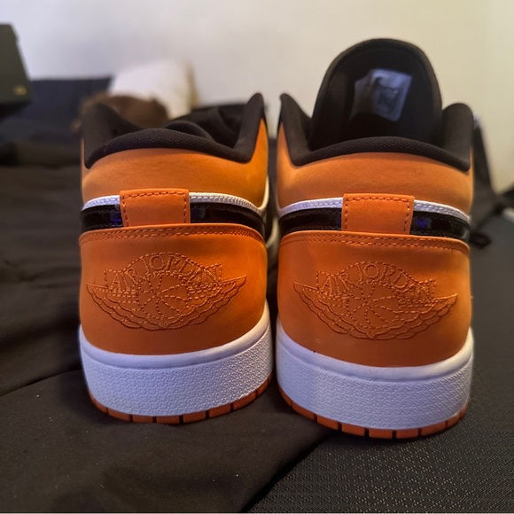 Jordan 1 low Shattered Backboard New Tried on Once main image 7